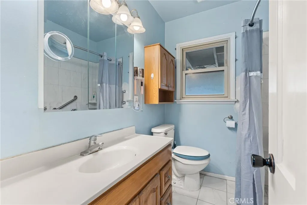 7642 Wish Avenue, Van Nuys, California 91406 home-pic-27